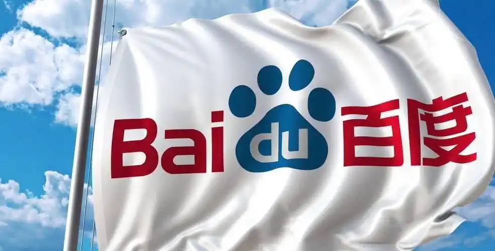 张杰带谢娜下场打球